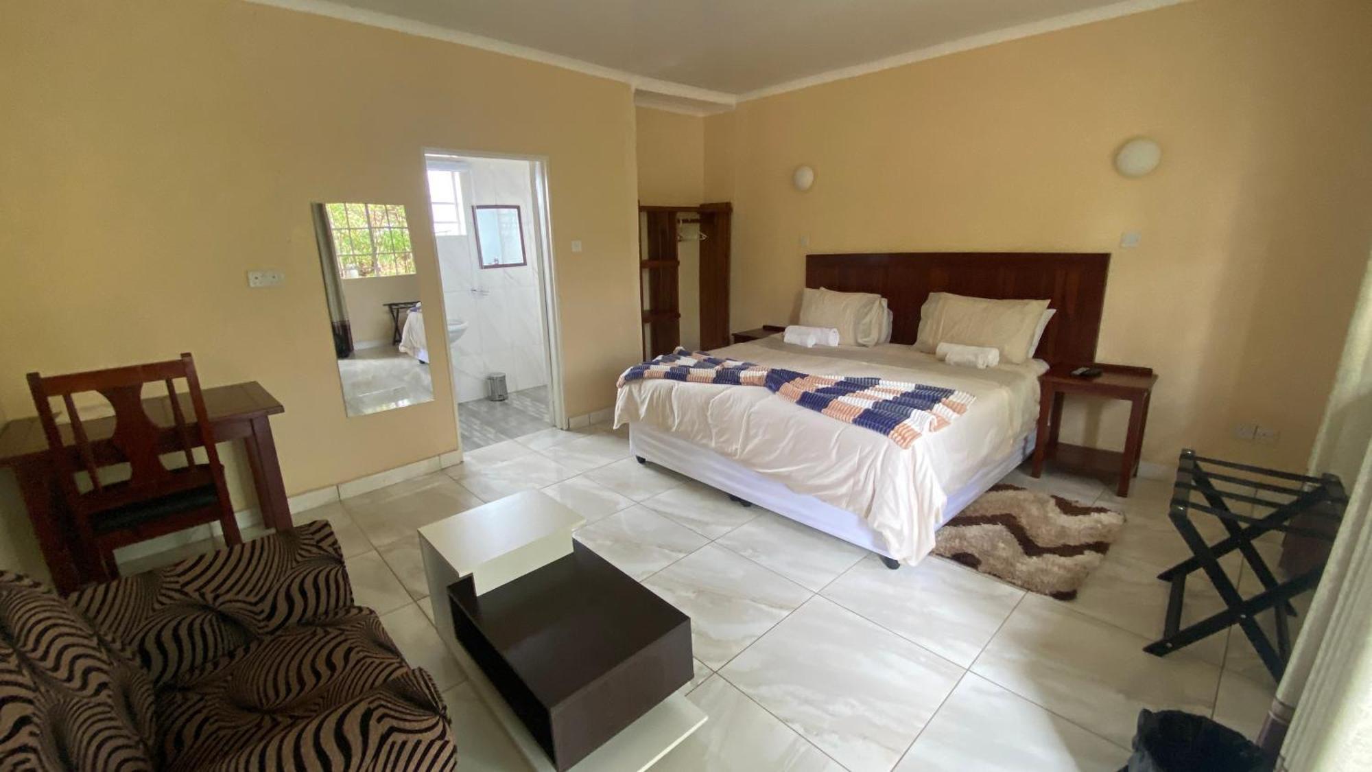 Lynns Guest House Bulawayo Bagian luar foto