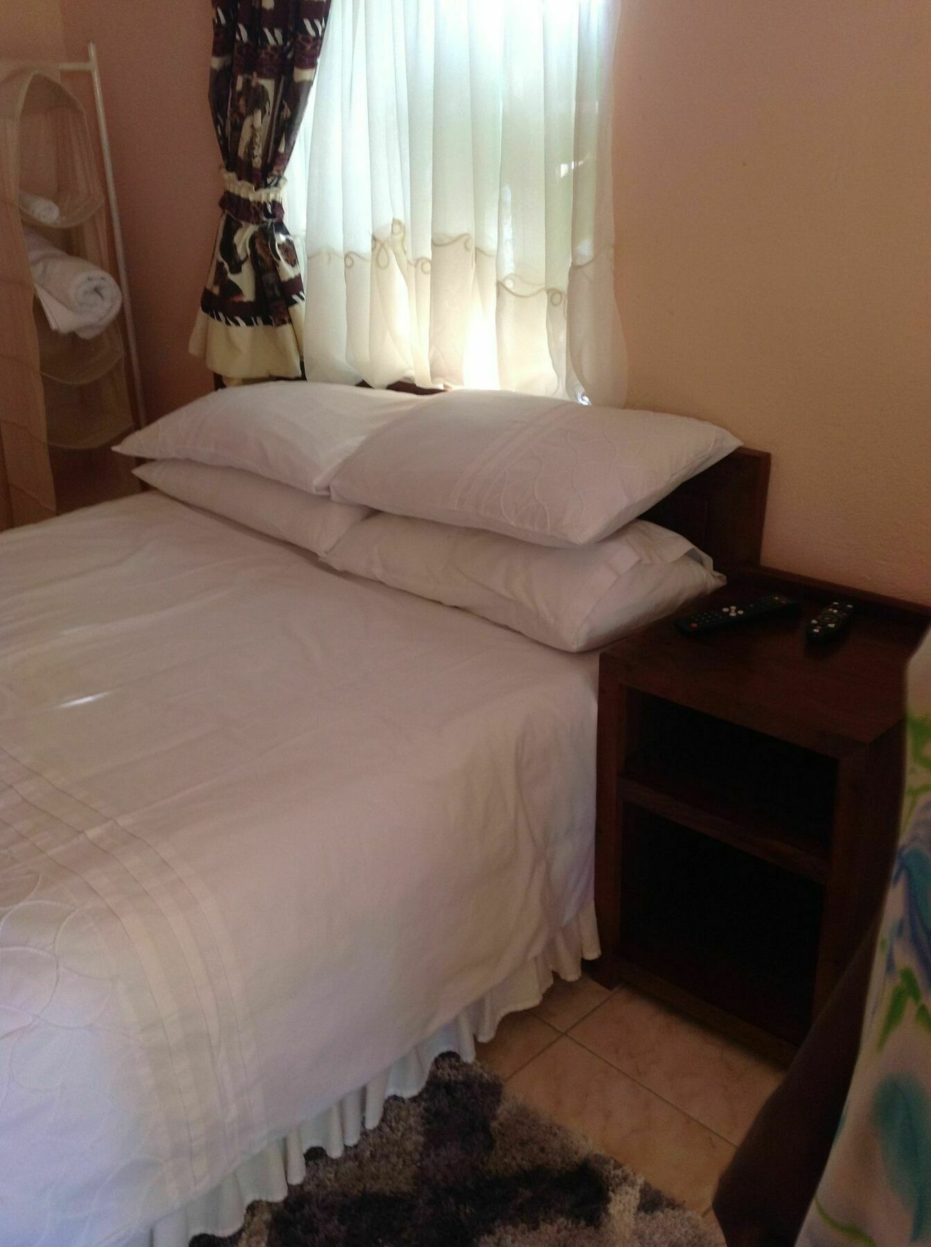 Lynns Guest House Bulawayo Bagian luar foto